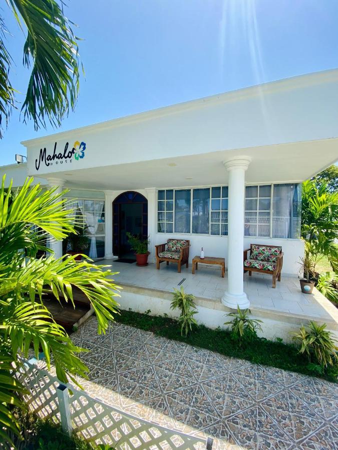 Mahalo House B&B - Tu Casa Hospedaje En San Andres Isla - Exterior photo