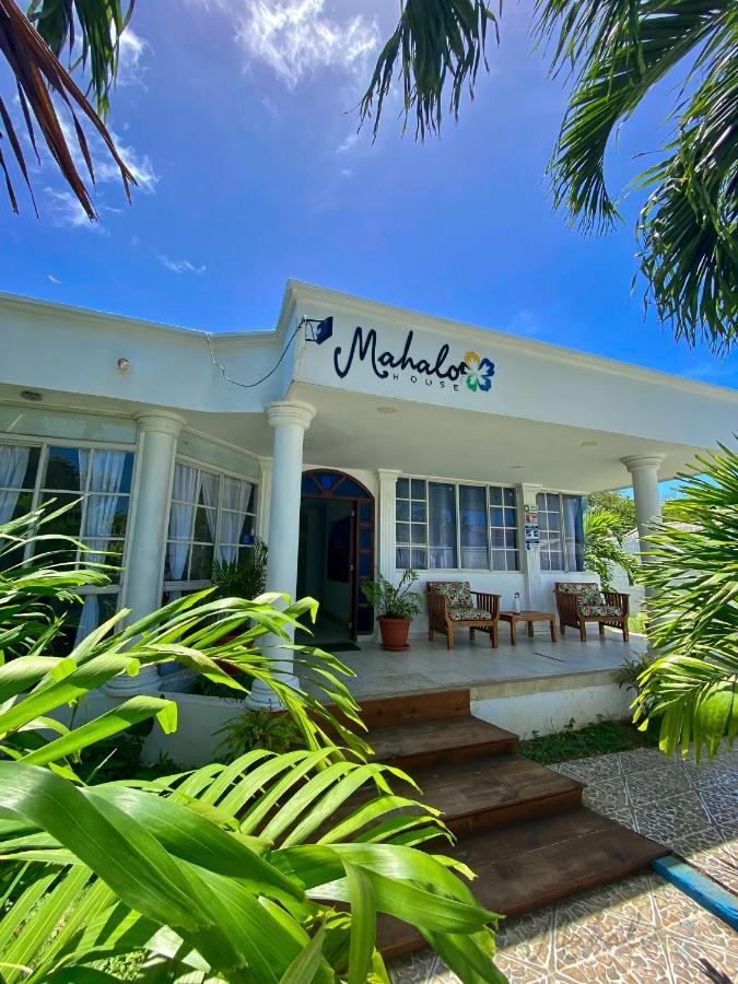 Mahalo House B&B - Tu Casa Hospedaje En San Andres Isla - Exterior photo